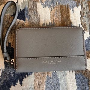 Marc Jacobs Wristlet Wallet